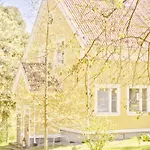 Room's House 11 * Rauma
