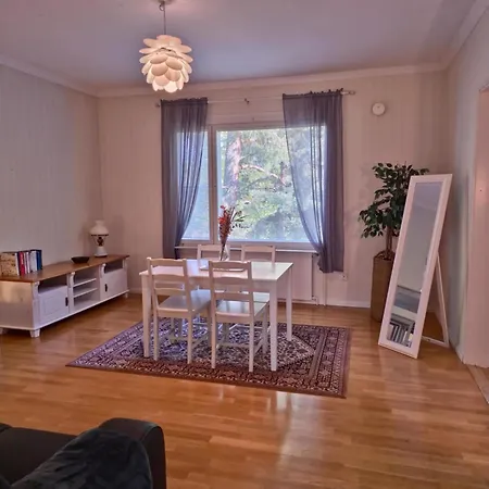 Room's House 11 Daire *