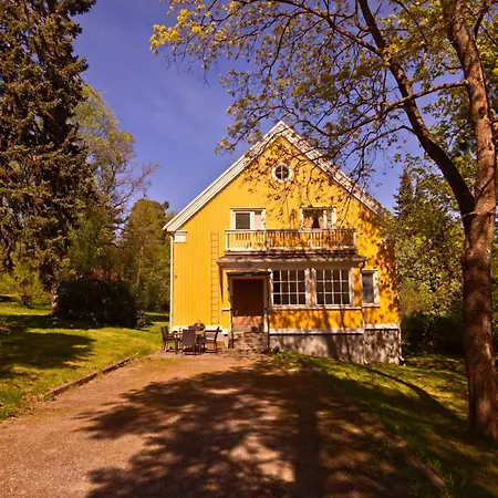 Room's House 11 *