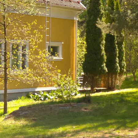 Apartment Room's House 11 *