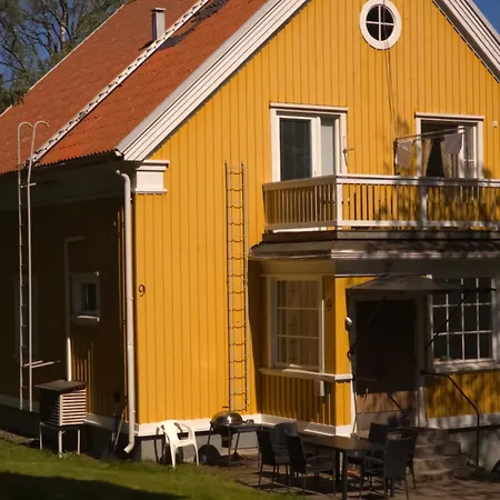 Room's House 11 Apartment