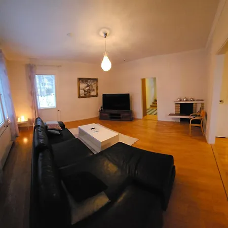 Room's House 11 Apartment