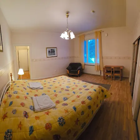 Apartment Room's House 11