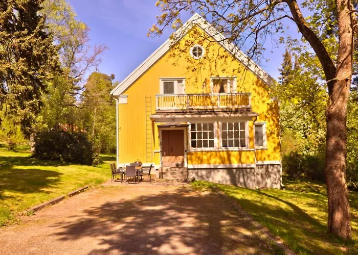 Room's House 11 * Rauma