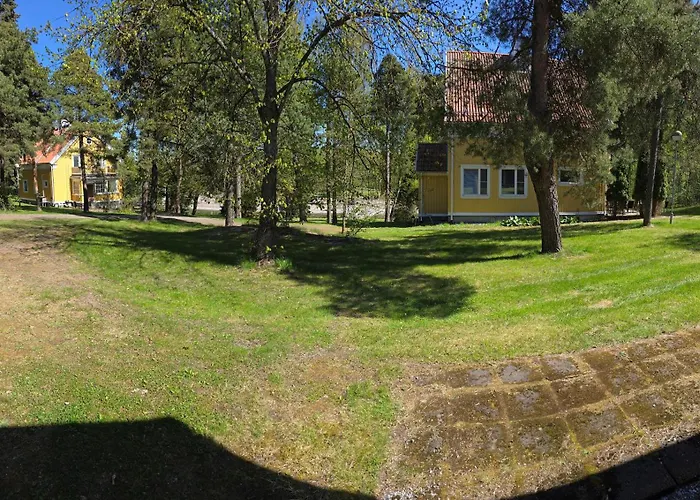 Room's House 11 * Rauma